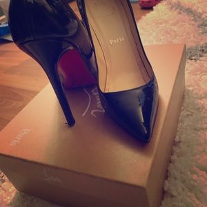 *SALE!! Christian Louboutin Pigalle Patent 37.5